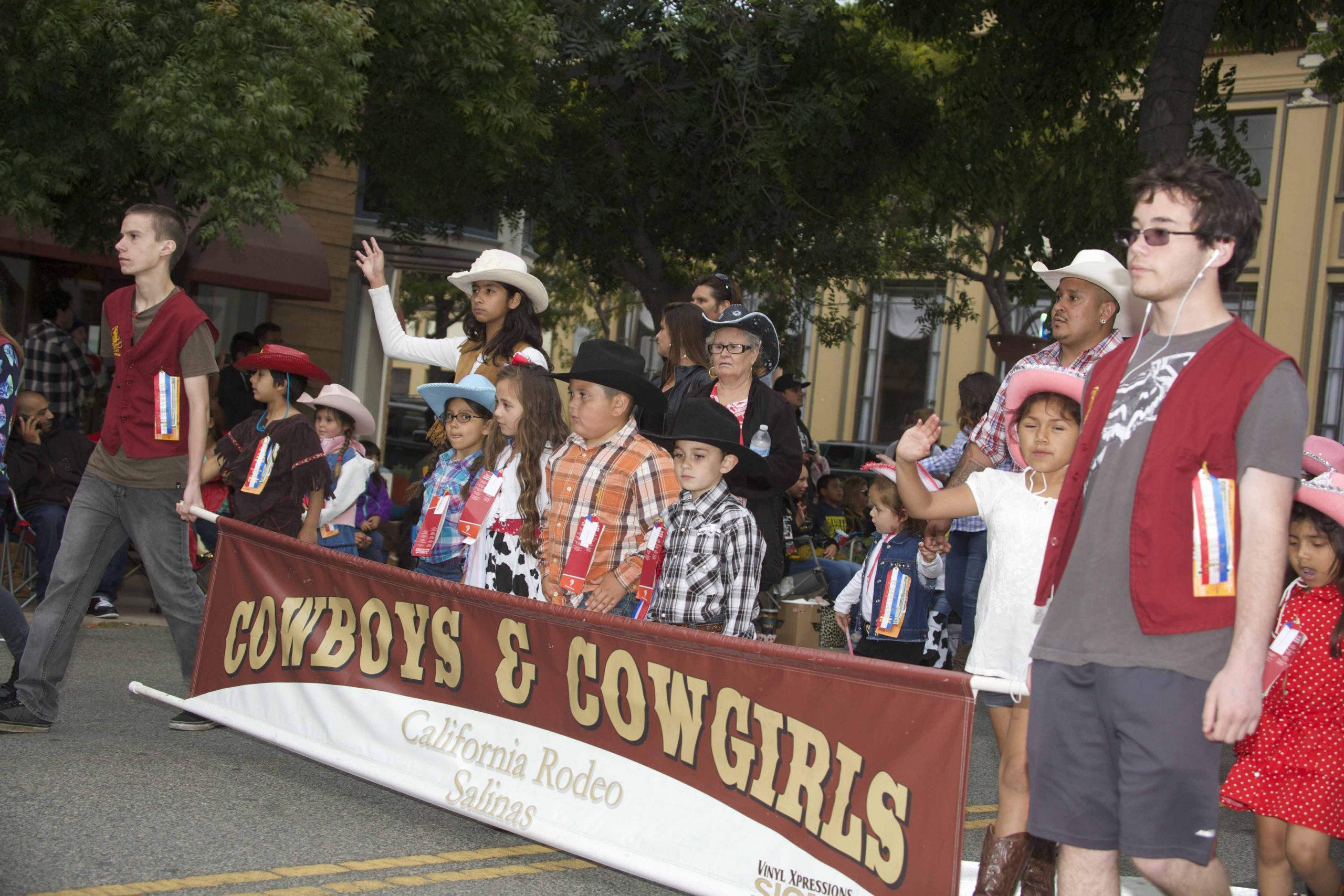 Kiddie Kapers Parade Cowboys and Indians Magazine
