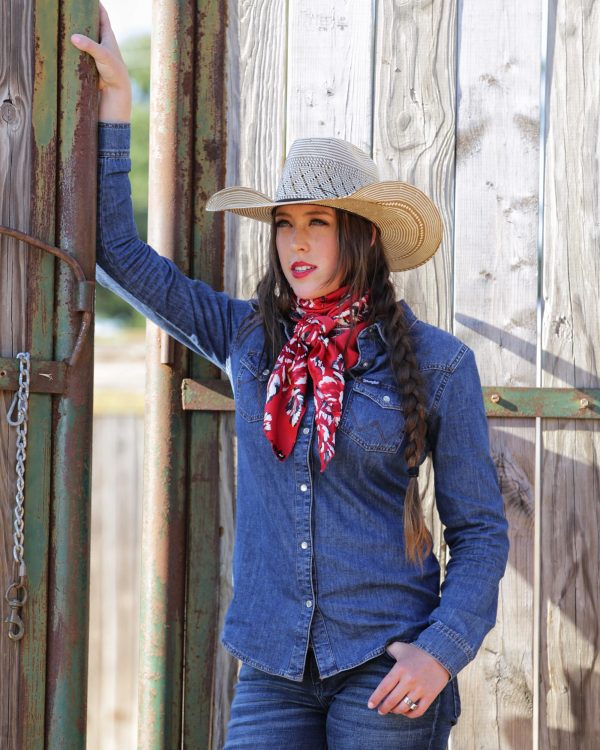 All-Around Cowgirl Style with Sarah Armstrong - Cowboys and Indians ...