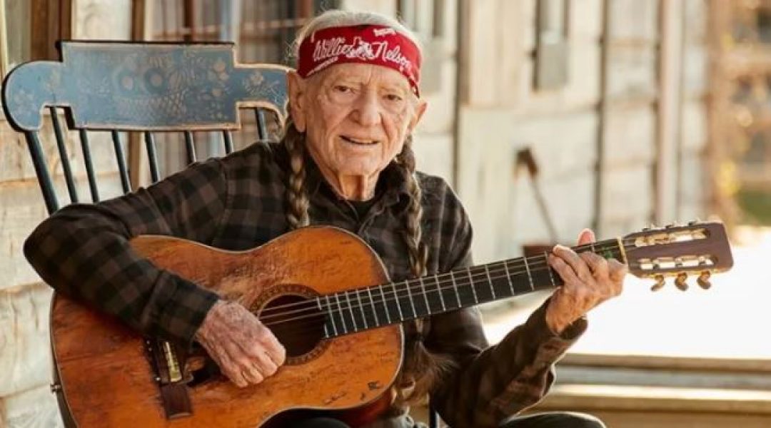 Willie Nelson celebrated his 89th birthday recently, here's how last year  looked for him